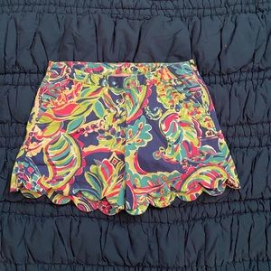 Lilly Pulitzer Scalloped Patterned Shorts